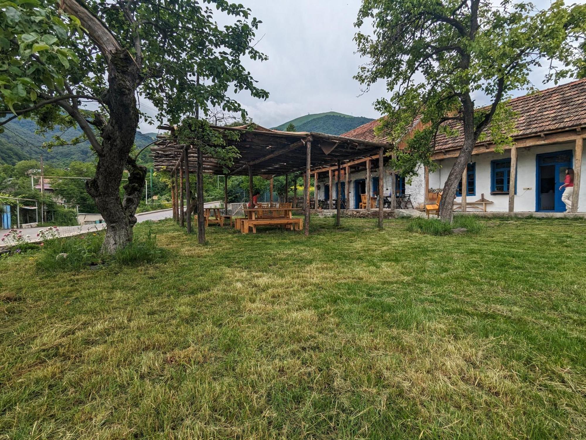Hotel Arevi Gosh 外观 照片
